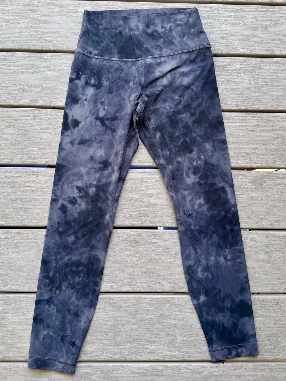 Lululemon High-Rise Tie-Dye Leggings – Black/Grey Size 6
